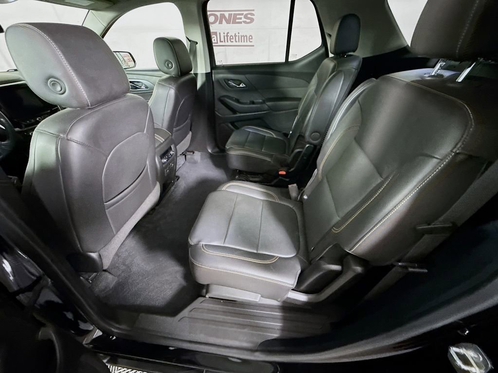 Used 2021 Chevrolet Traverse Premier w/ Redline Edition AWD/4WD image 28