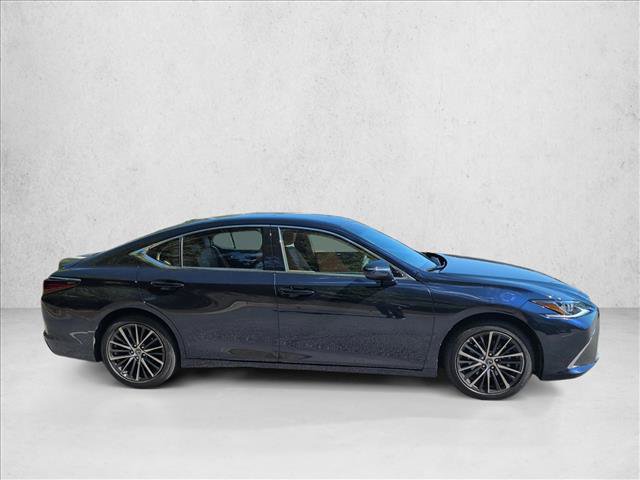 Used 2024 Lexus ES 350 w/ Premium Package FWD image 4