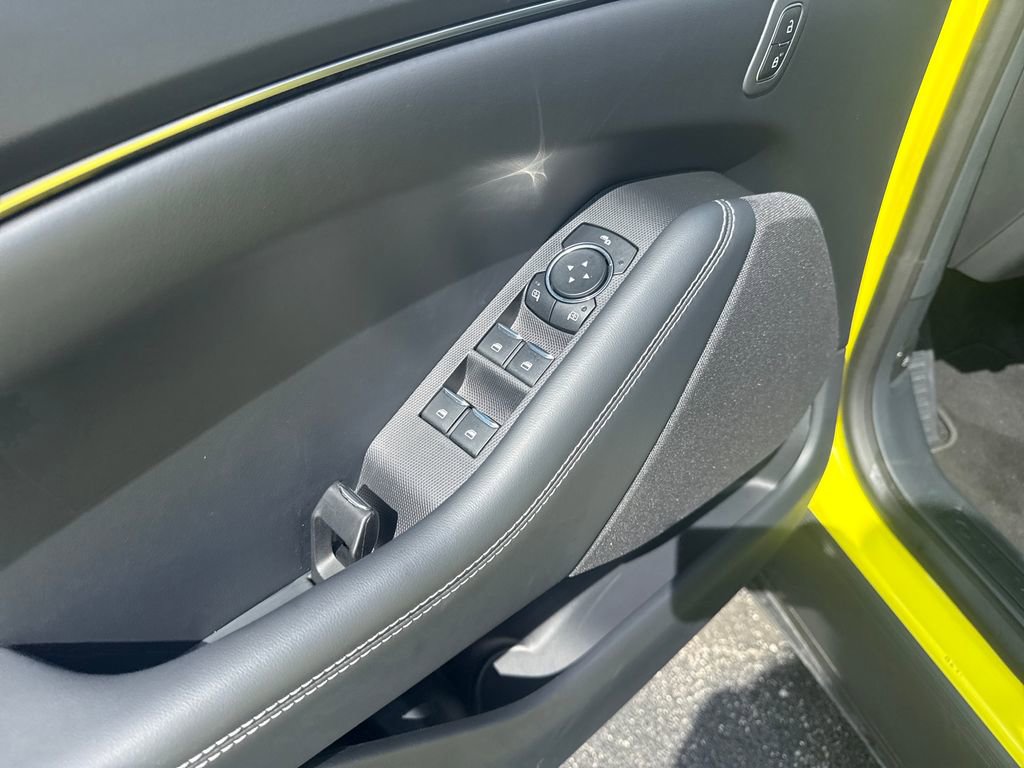 Used 2025 Ford Mustang Mach-E Select image 22