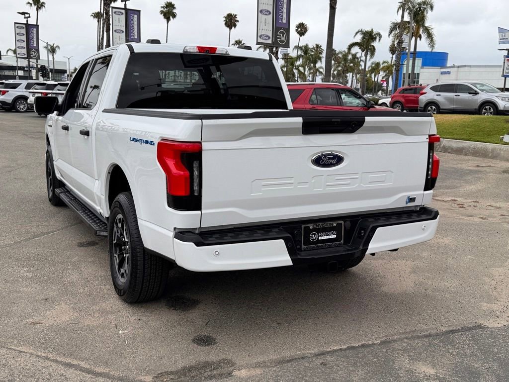 Certified 2023 Ford F150 Lightning XLT AWD/4WD image 8