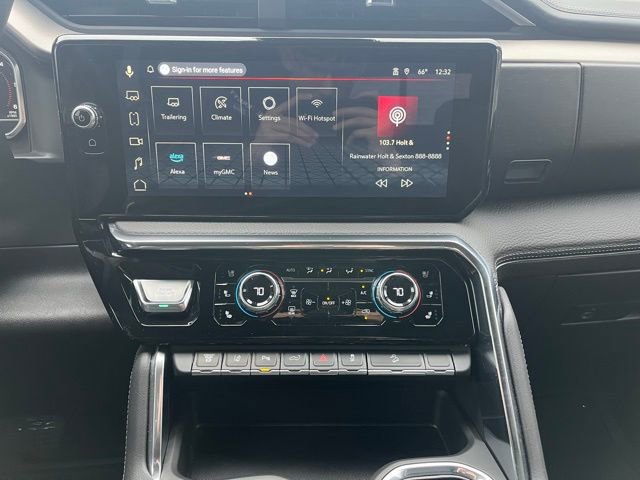 Used 2025 GMC Sierra 2500 Denali w/ Denali Reserve Package image 12