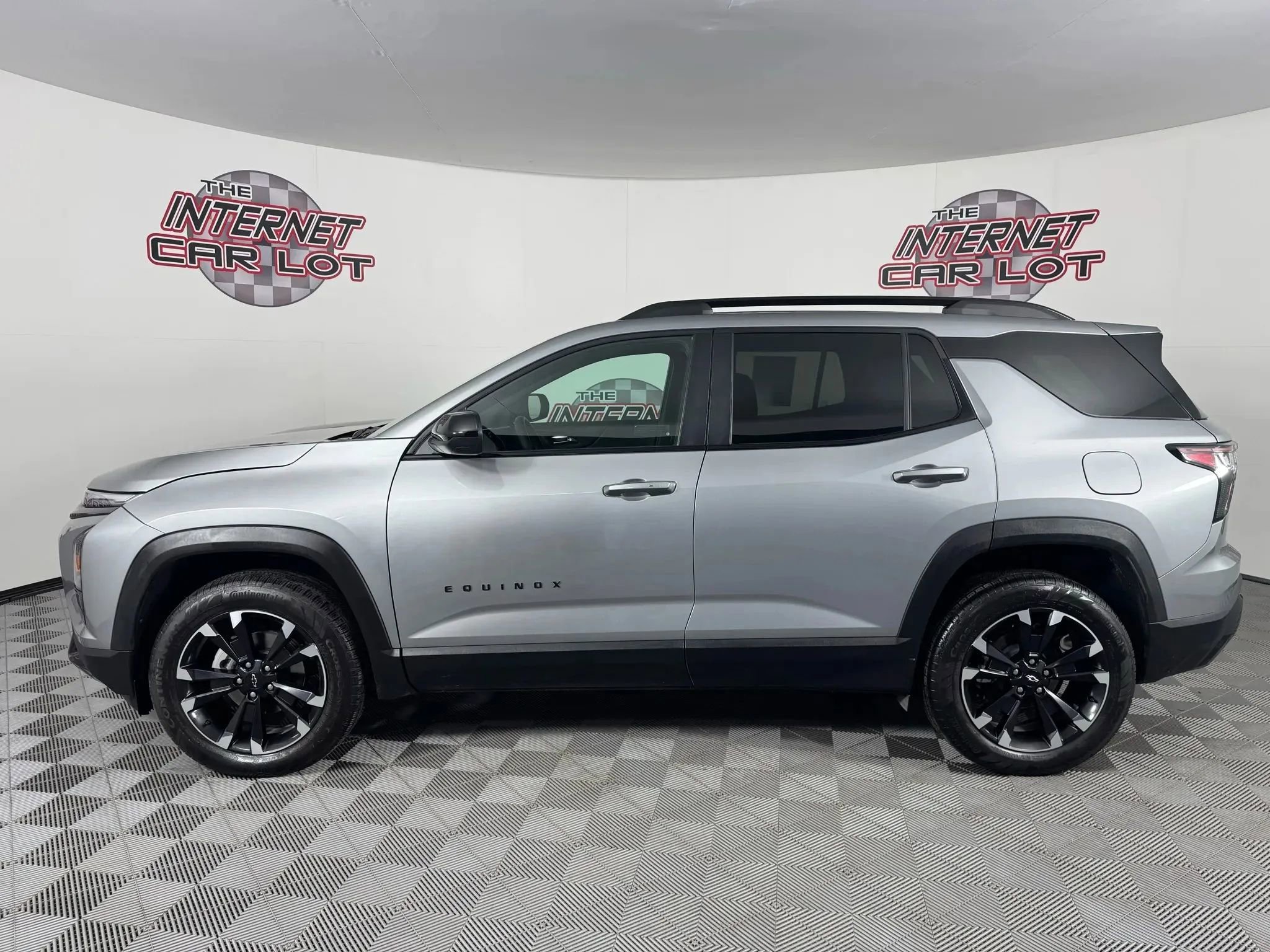 Used 2026 Chevrolet Equinox RS w/ Convenience Package III image 4