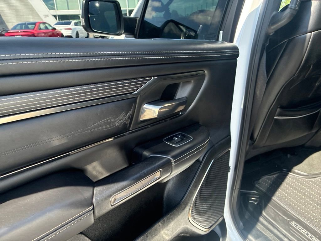 Used 2021 RAM 1500 Limited w/ Body Color Bumper Group AWD/4WD image 9