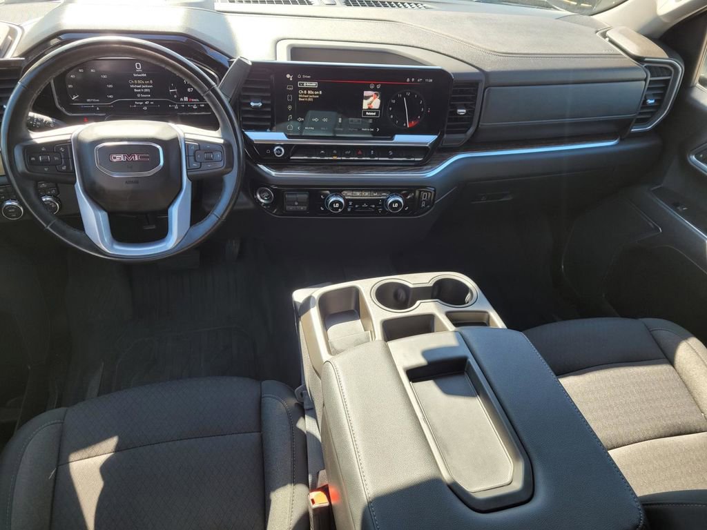 Used 2023 GMC Sierra 1500 SLE image 16