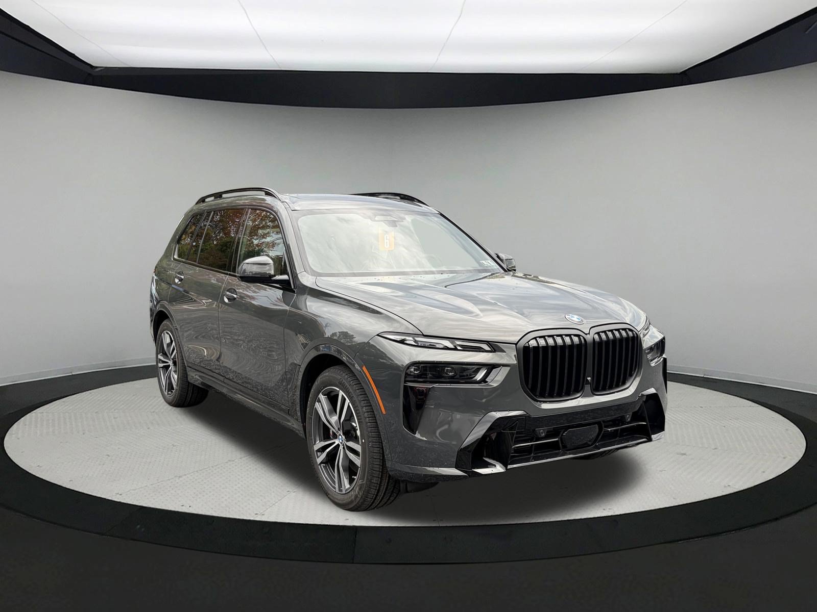 New 2027 BMW X7 xDrive40i w/ M Sport Package AWD/4WD image 3