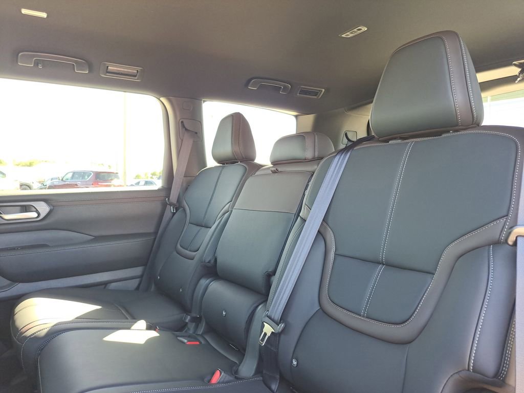New 2026 Nissan Armada SL image 6