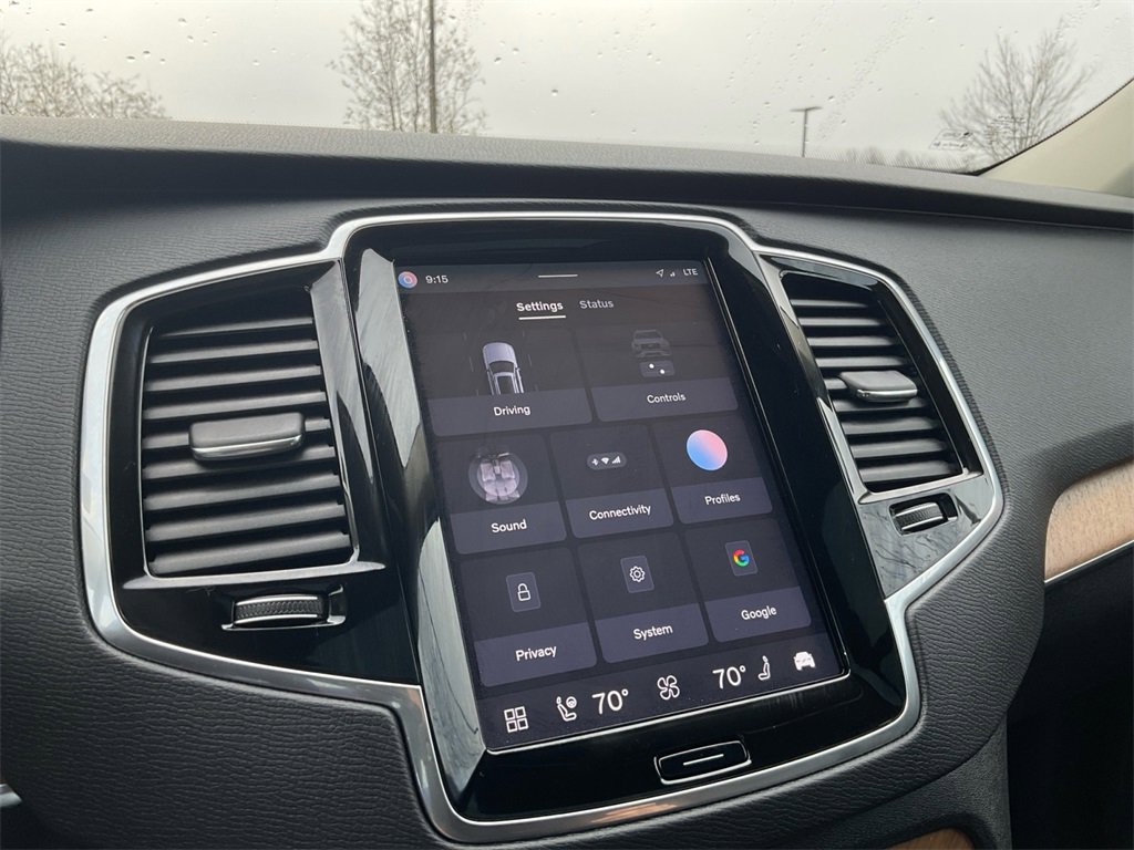 Used 2023 Volvo XC90 B6 Plus w/ Protection Package image 26