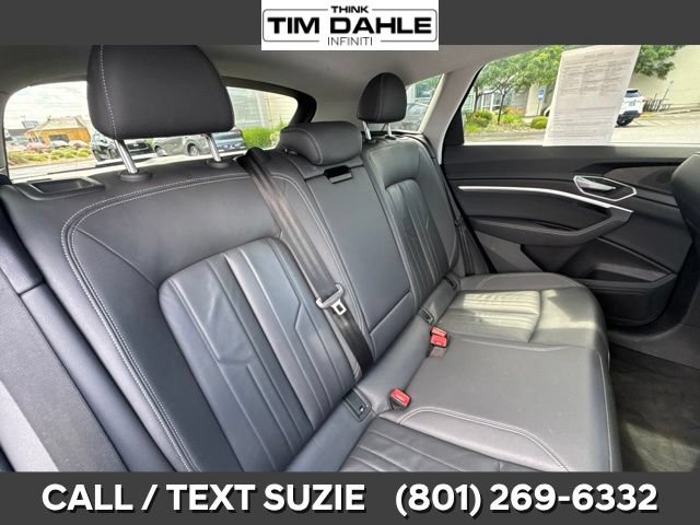 Used 2021 Audi e-tron Premium w/ Convenience Plus Package AWD/4WD image 21