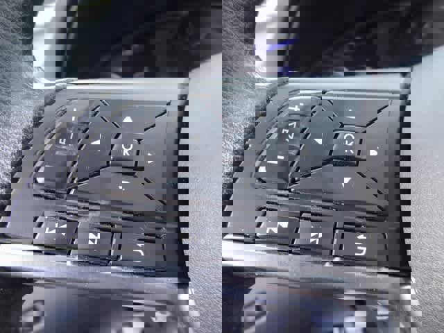 Used 2019 Nissan Rogue Sport S image 9