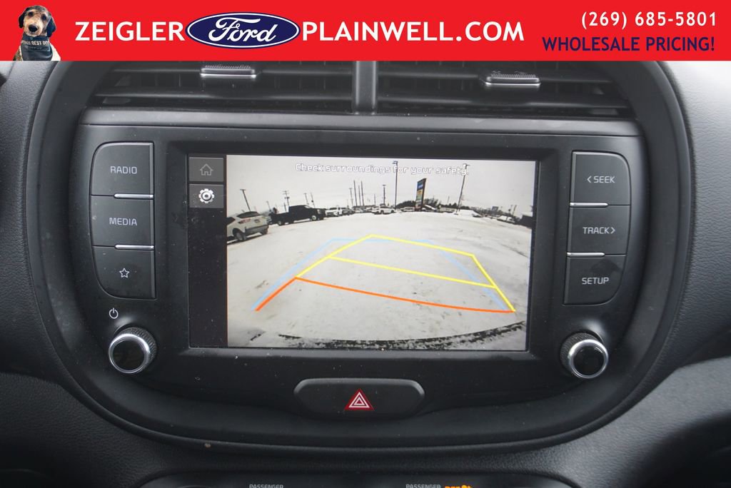 Used 2024 Kia Soul LX w/ Option Group 015 image 17