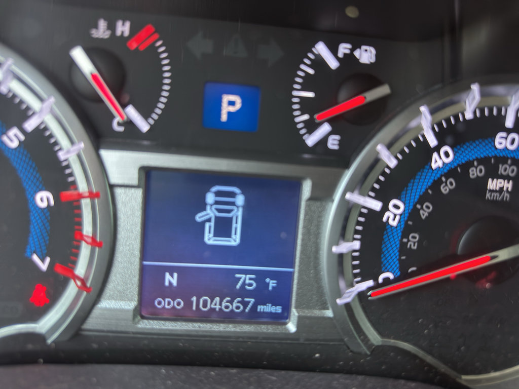 Used 2018 Toyota 4Runner TRD Off-Road Premium w/ Convenience Package AWD/4WD image 10