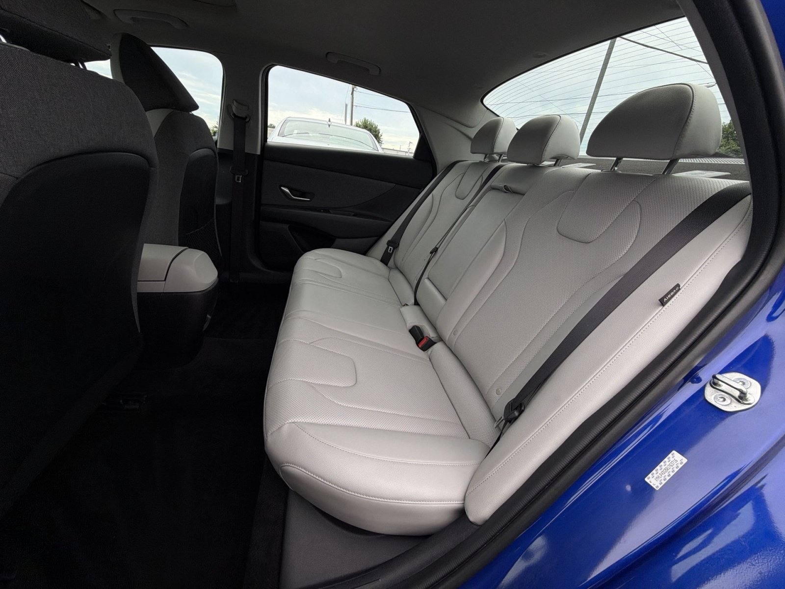 Certified 2024 Hyundai Elantra Limited FWD image 25