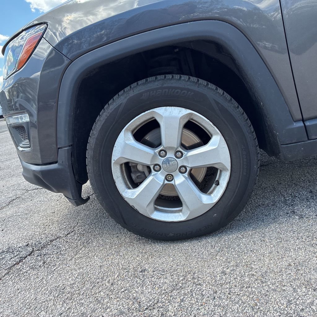Used 2019 Jeep Compass Latitude AWD/4WD image 8