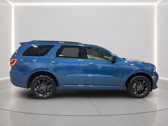 Used 2023 Dodge Durango GT w/ Blacktop Package AWD/4WD image 6