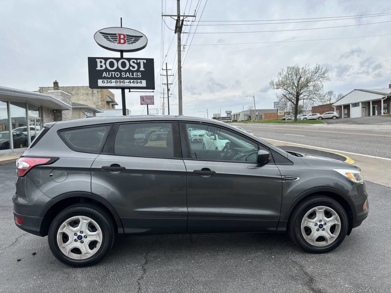 Used 2017 Ford Escape S FWD image 8