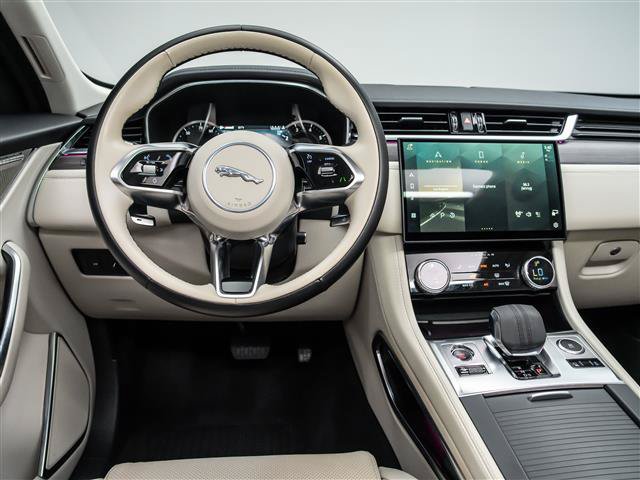 Used 2022 Jaguar F-PACE S AWD/4WD image 19