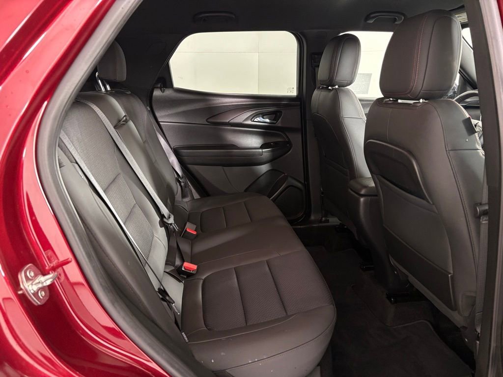 Used 2023 Chevrolet TrailBlazer RS image 40