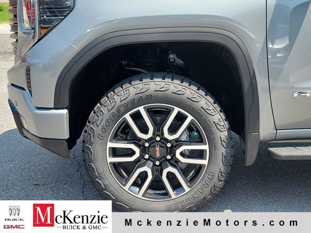 New 2026 GMC Sierra 1500 AT4 w/ AT4 Premium Package AWD/4WD image 31