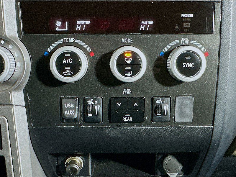 Used 2013 Toyota Sequoia SR5 w/ Premium Pkg image 19