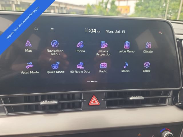 Used 2025 Kia Sportage EX FWD image 17