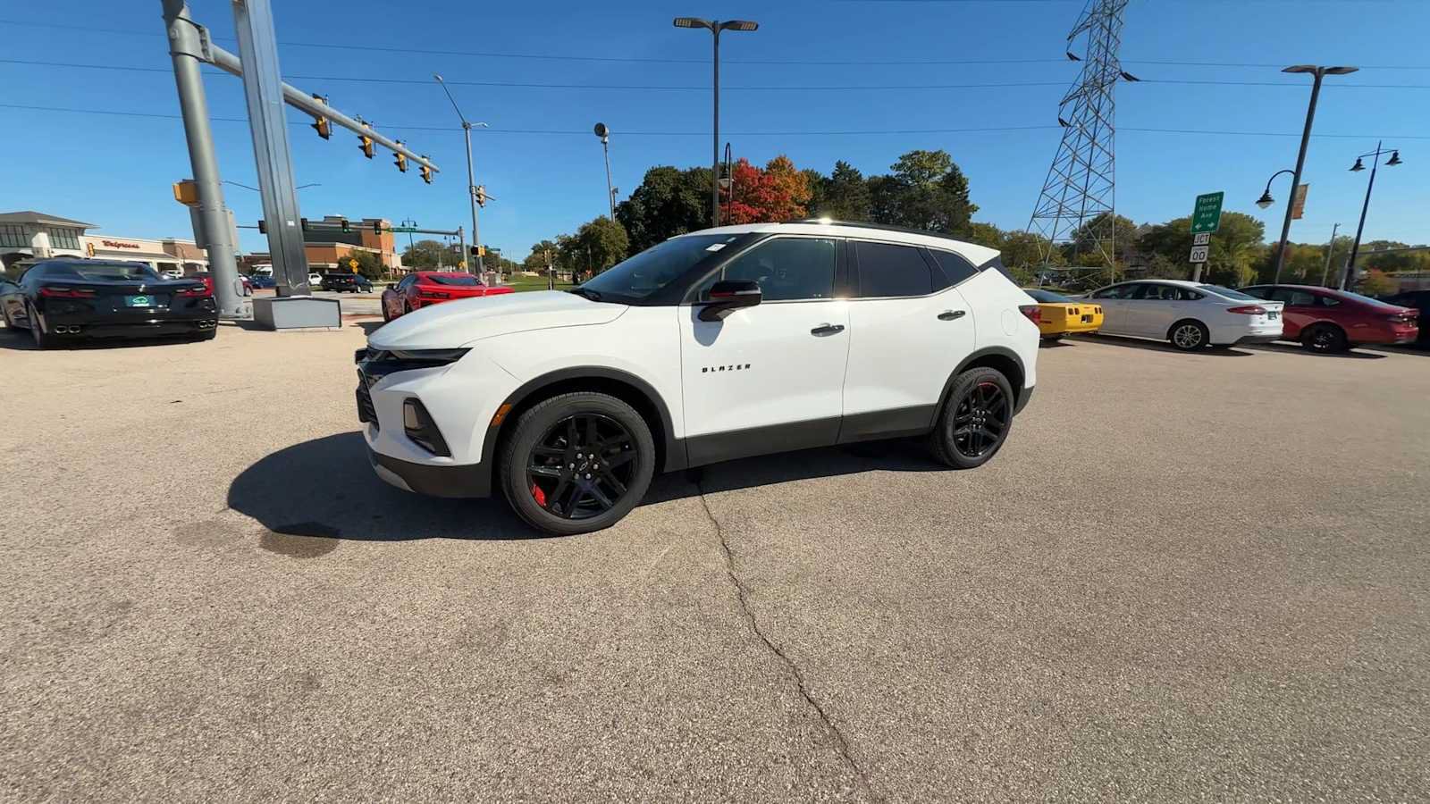 Used 2021 Chevrolet Blazer LT w/ Redline Edition AWD/4WD image 4