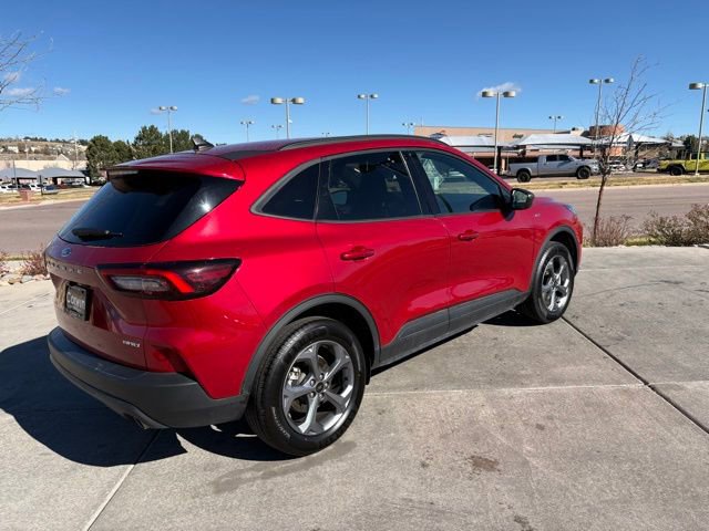 Used 2025 Ford Escape ST-Line image 8