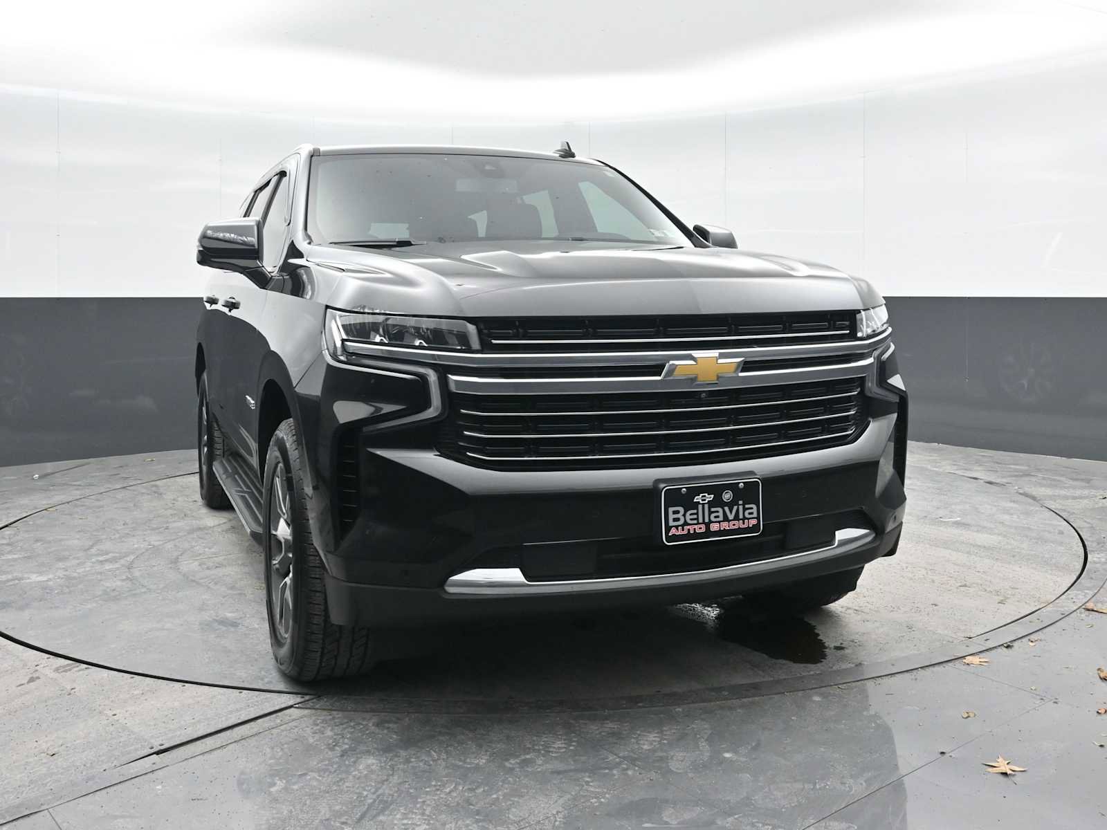 Used 2022 Chevrolet Tahoe LT w/ Luxury Package image 6