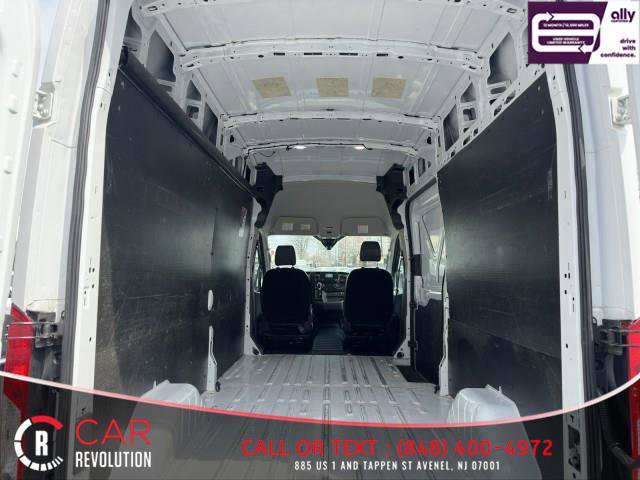 Used 2022 Ford Transit 250 148 High Roof AWD image 9