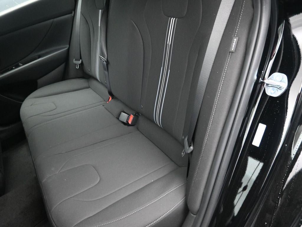 New 2026 Hyundai Elantra SEL FWD image 22
