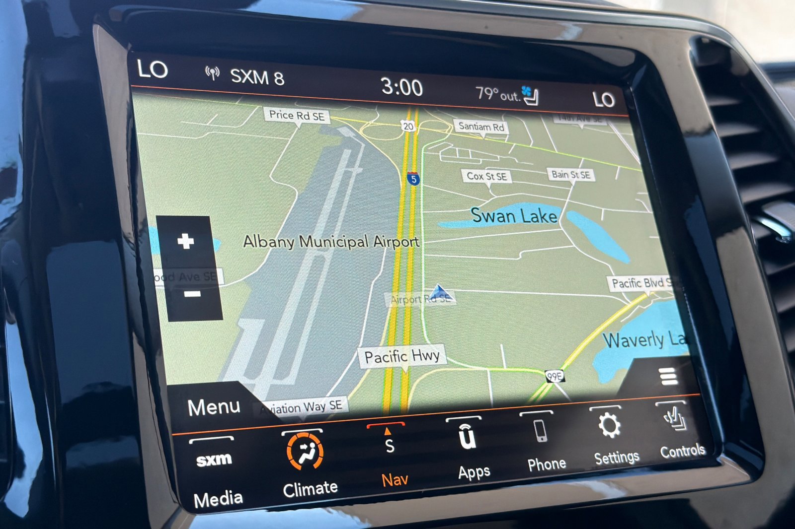 Used 2020 Jeep Cherokee Limited w/ Technology Group image 19