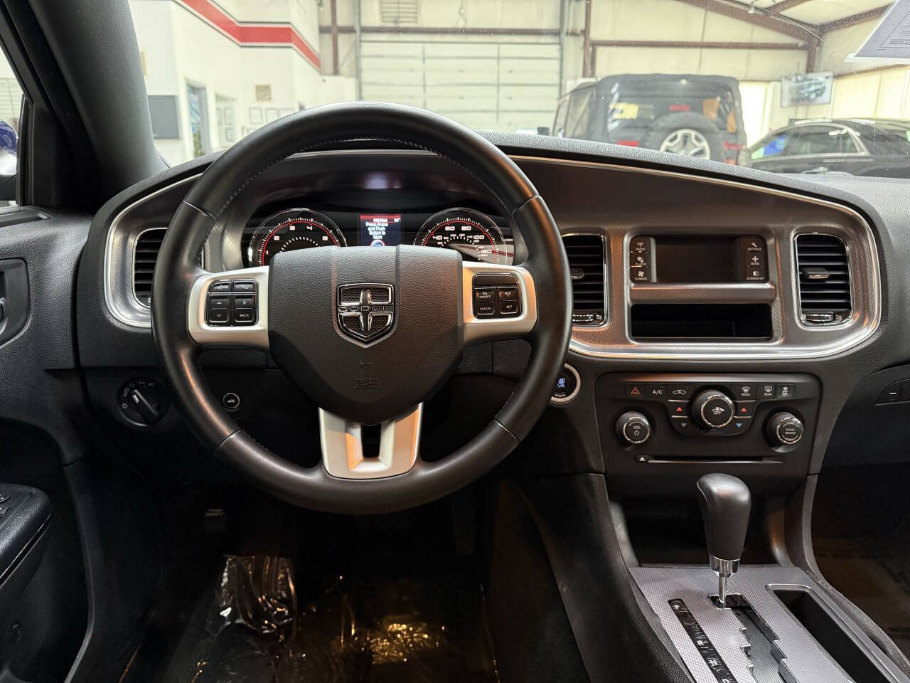 Used 2014 Dodge Charger SE w/ Sport Appearance Group RWD image 21