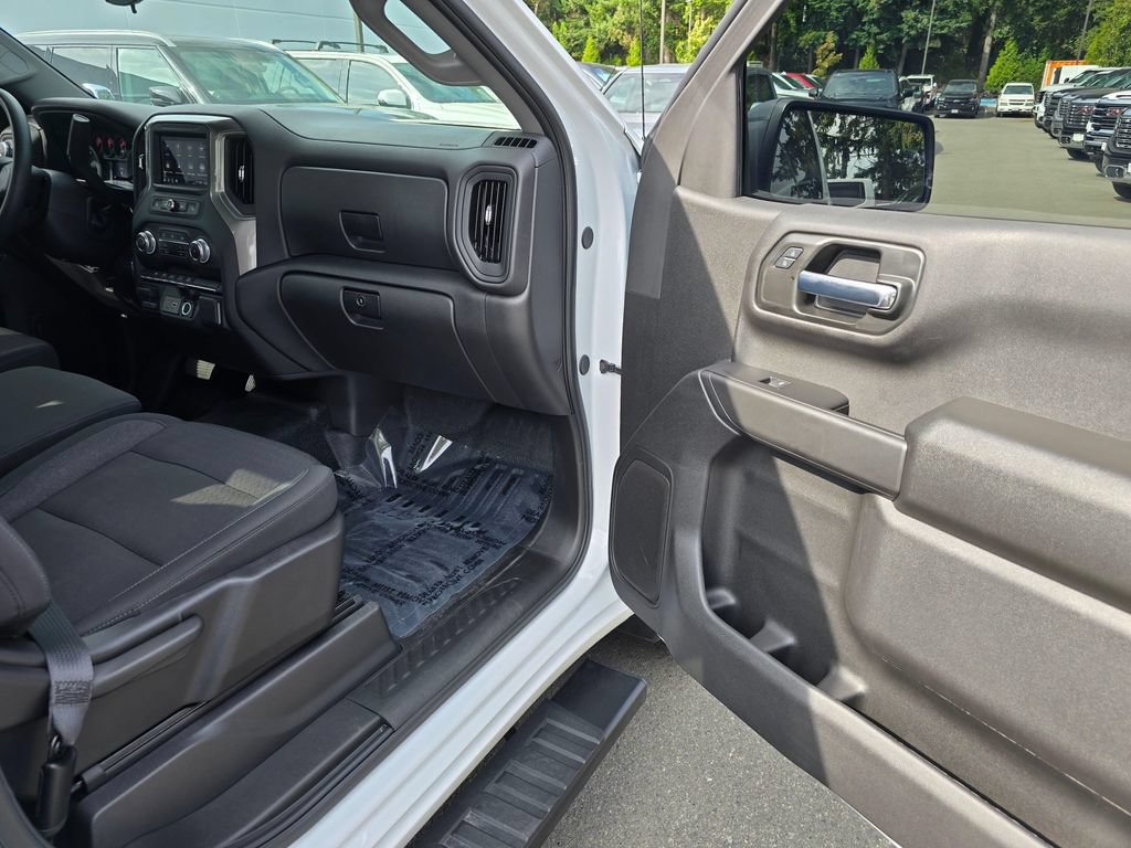 Used 2025 GMC Sierra 1500 Pro w/ Pro Value Package AWD/4WD image 10