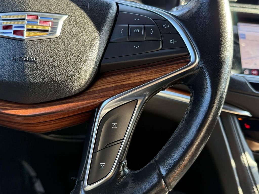 Used 2021 Cadillac XT5 Premium Luxury image 28