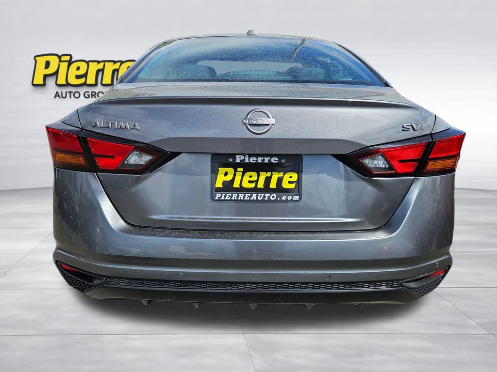 Used 2024 Nissan Altima 2.5 SV FWD image 4