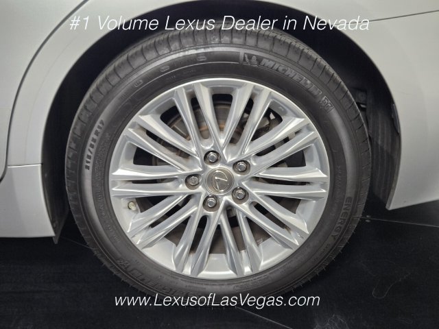 Used 2014 Lexus ES 350 w/ Premium Package FWD image 11