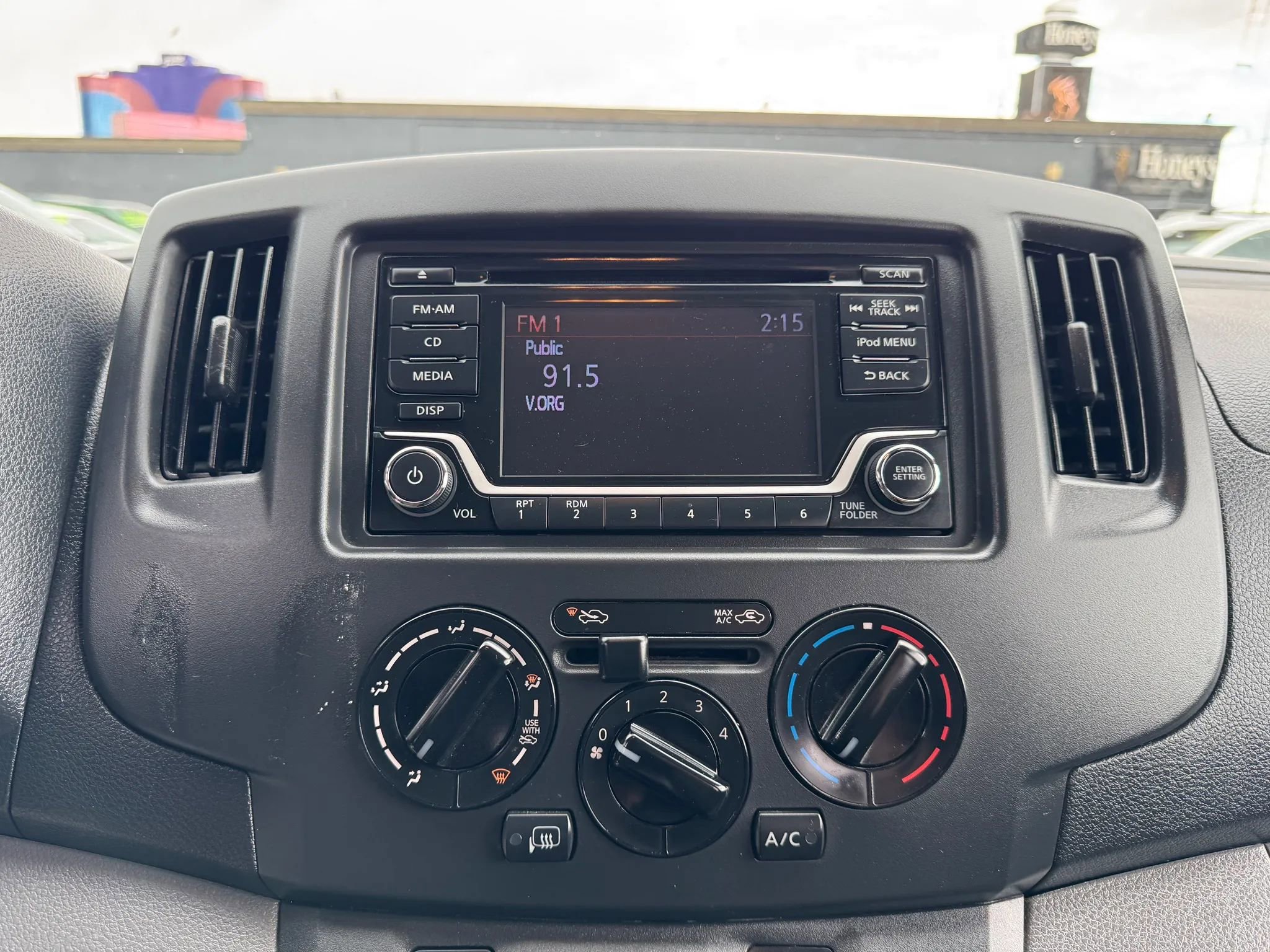 Used 2019 Nissan NV200 SV image 18