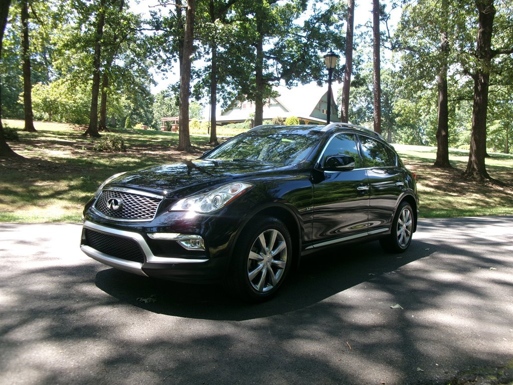 Used 2017 INFINITI QX50 2WD w/ Premium Plus Package