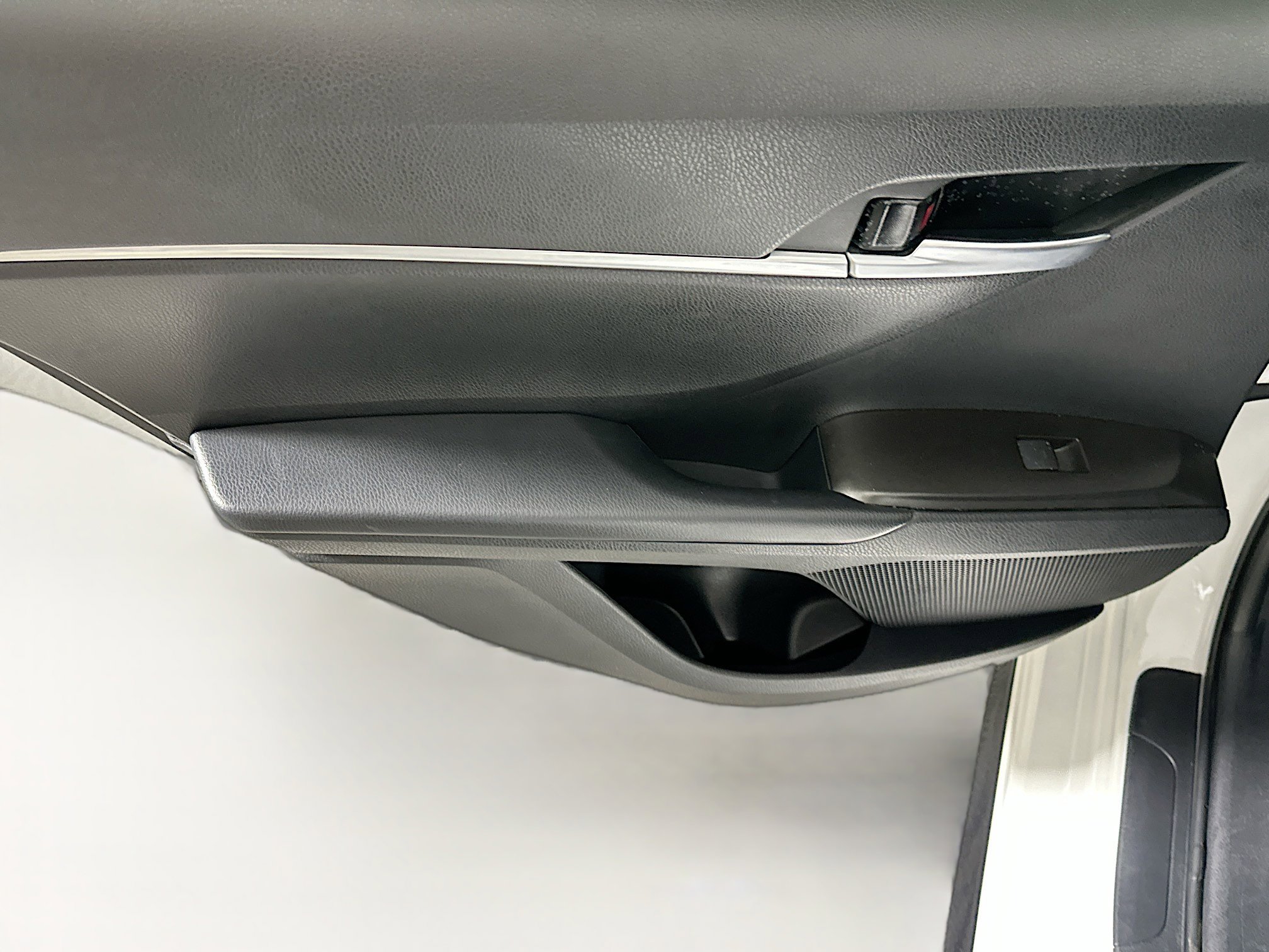 Used 2023 Toyota Camry SE image 24