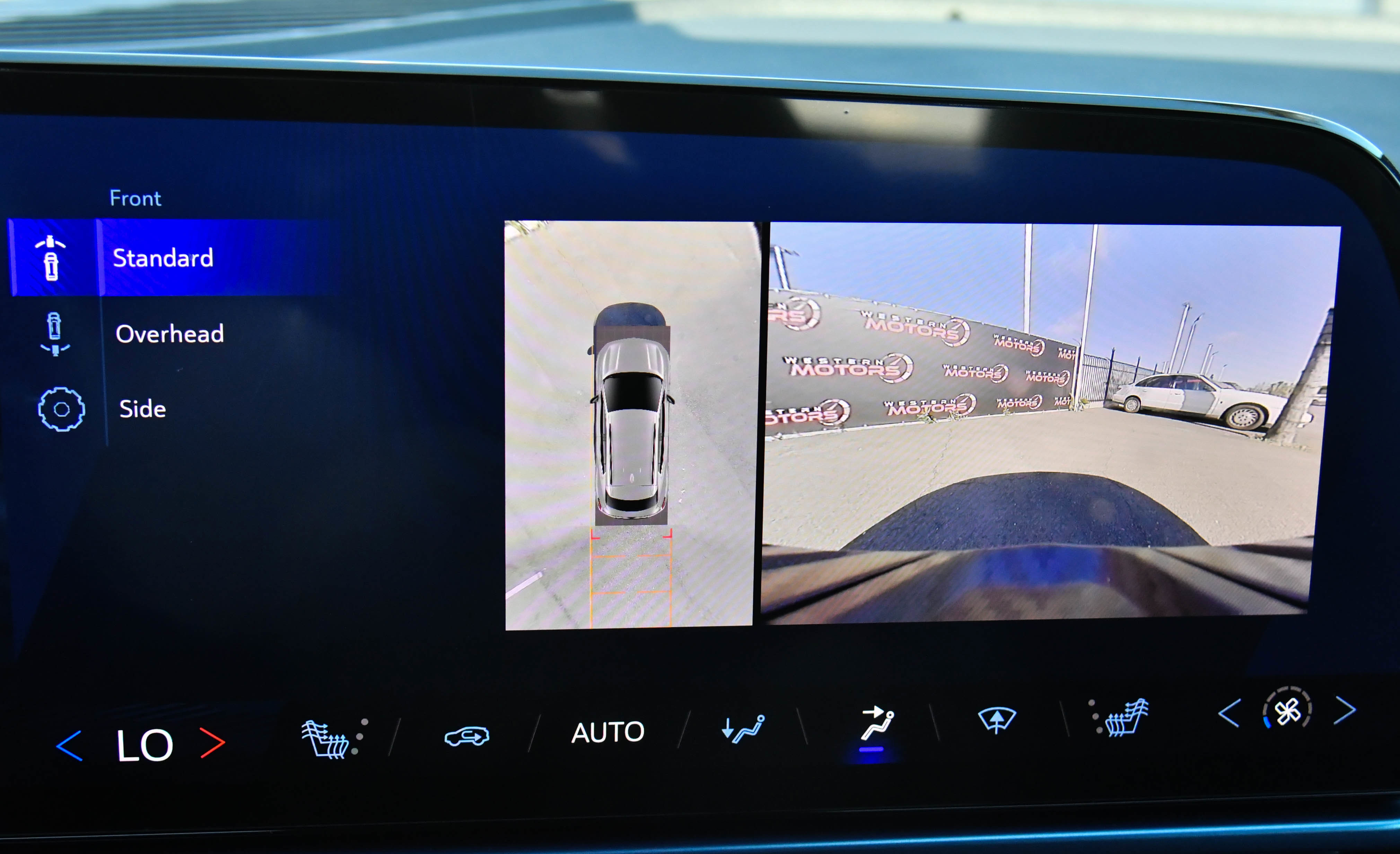 Used 2024 Chevrolet Equinox EV LT w/ LPO, Trailering Package image 23