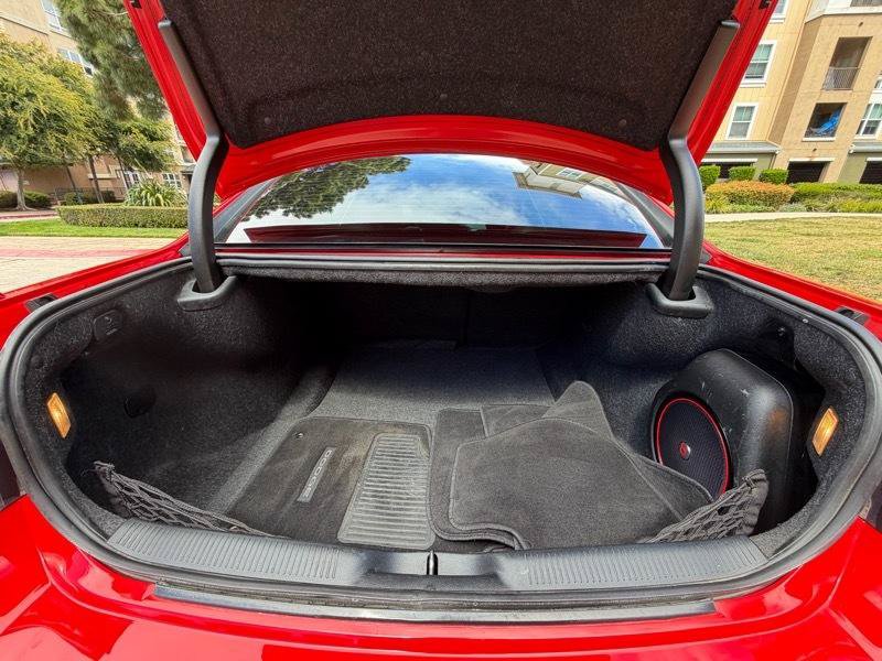 Used 2016 Dodge Charger R/T w/ Plus Group RWD image 26