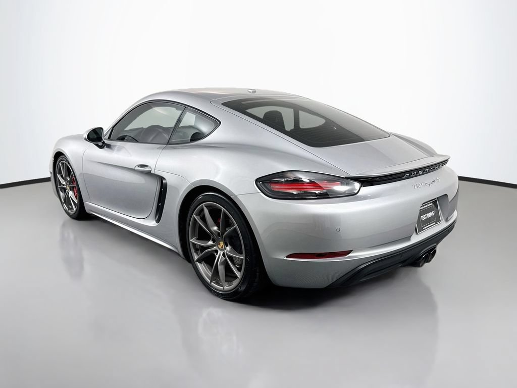 Certified 2024 Porsche 718 Cayman S RWD image 3