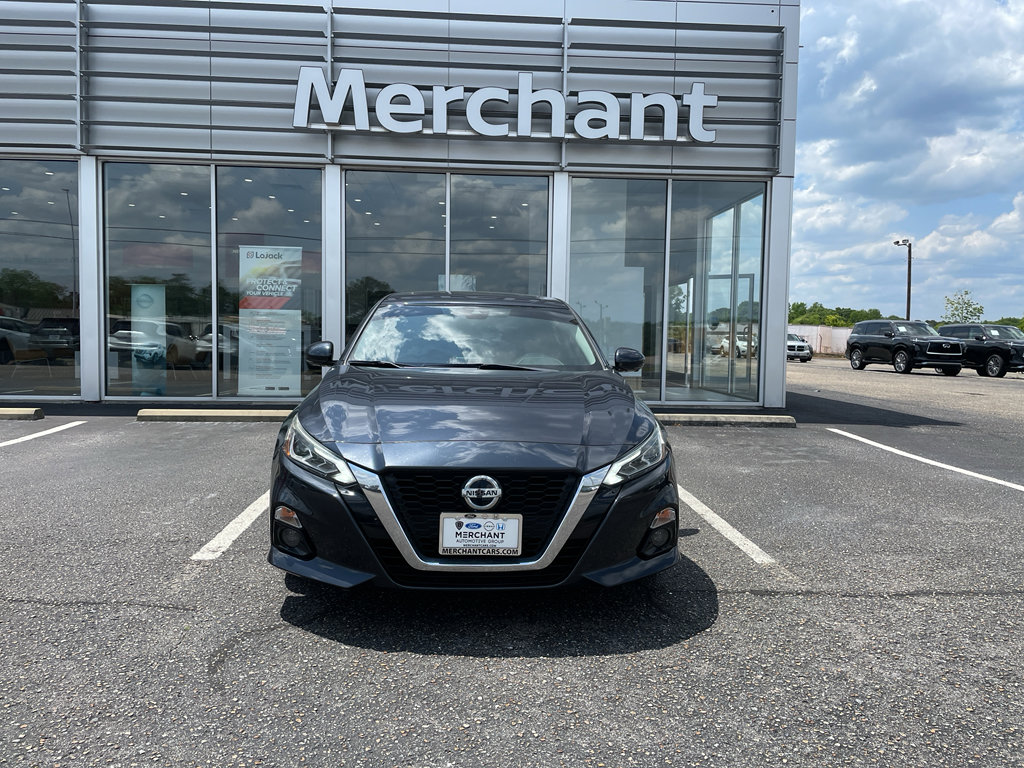 Used 2020 Nissan Altima 2.5 Platinum image 3