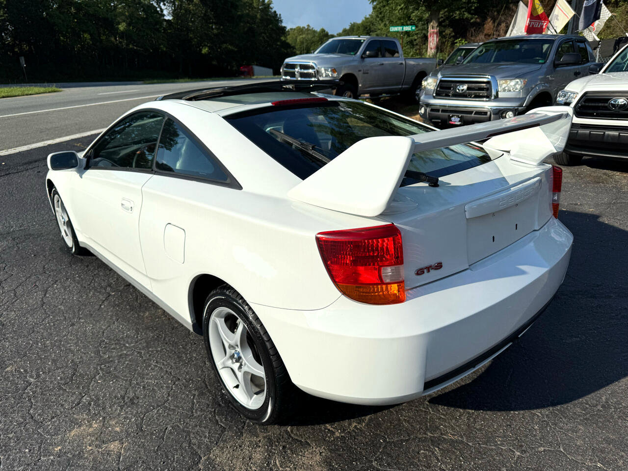 Used 2000 Toyota Celica GT-S image 5