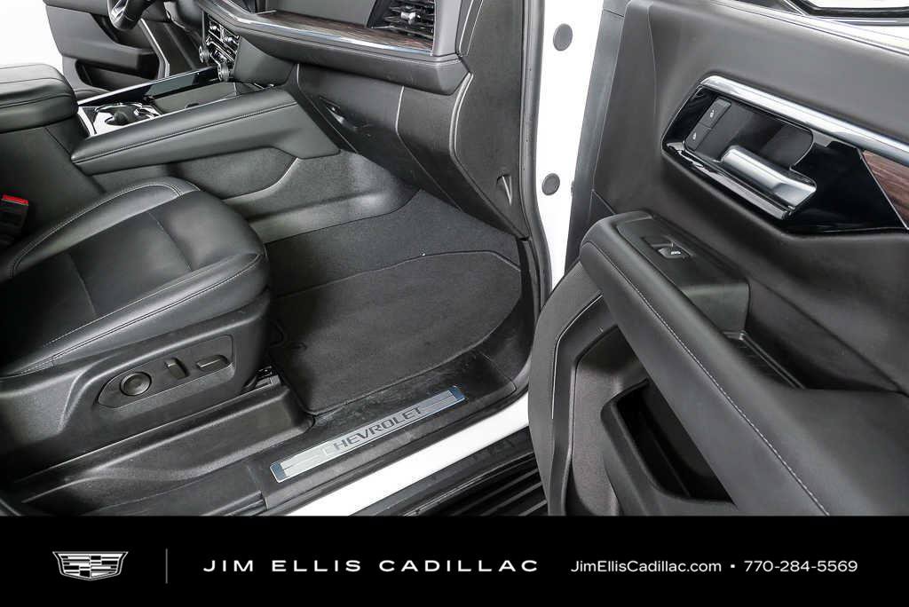 Used 2025 Chevrolet Tahoe LT AWD/4WD image 23