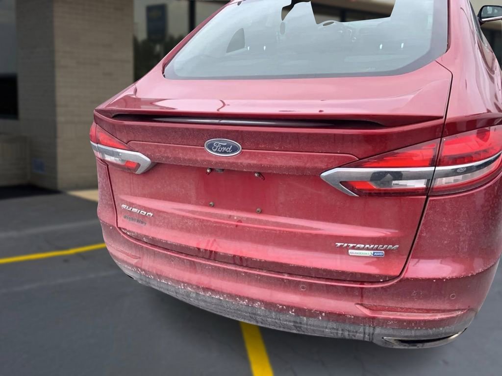 Used 2019 Ford Fusion Titanium image 29