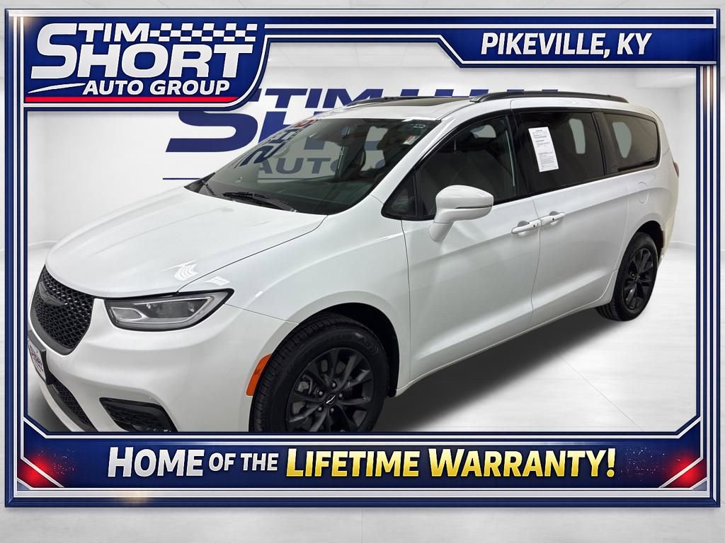 Used 2021 Chrysler Pacifica Limited w/ S Appearance Package