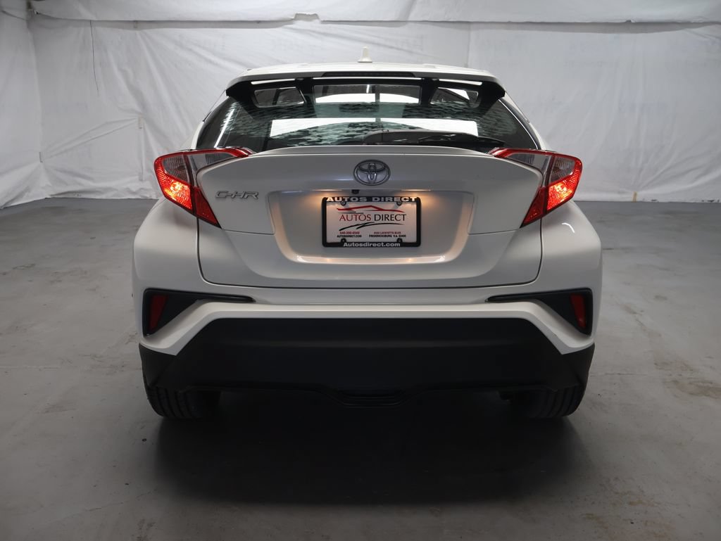 Used 2019 Toyota C-HR XLE FWD image 6