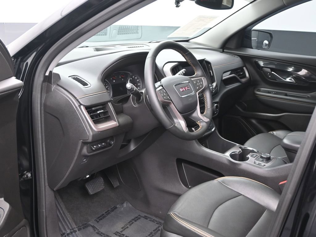 Used 2024 GMC Terrain AT4 w/ Tech Package AWD/4WD image 14
