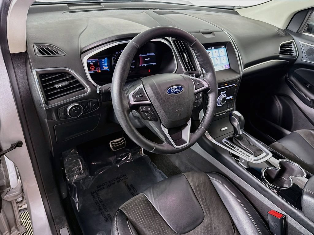 Used 2018 Ford Edge Sport w/ Equipment Group 401A AWD/4WD image 9