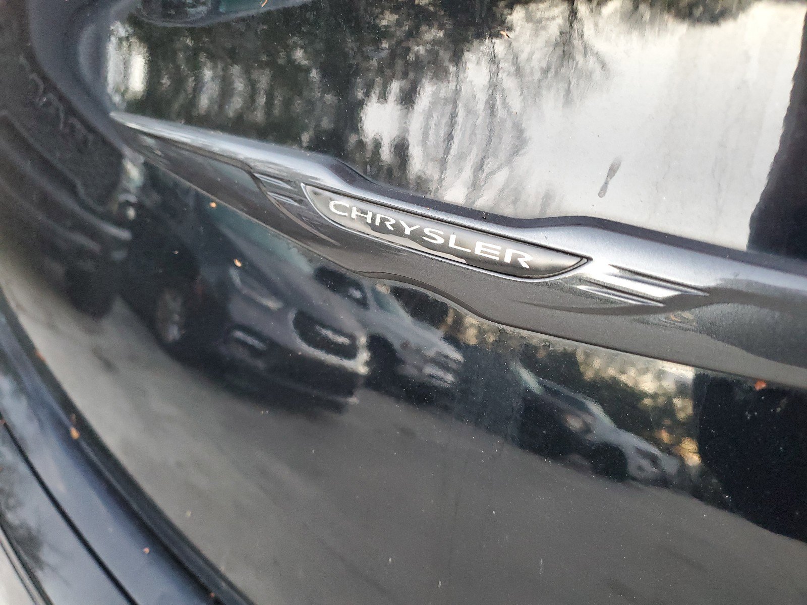 Certified 2023 Chrysler 300 Touring L w/ Popular Equipment Group image 7